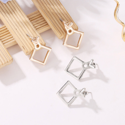 Lumarish™ Diamond-Shaped Earrings