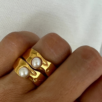 Lumarish™ Gold Pearl Ring