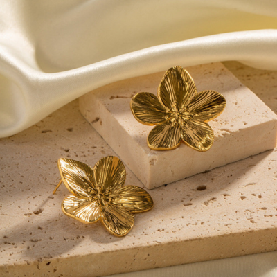 Lumarish™ Flower Earrings