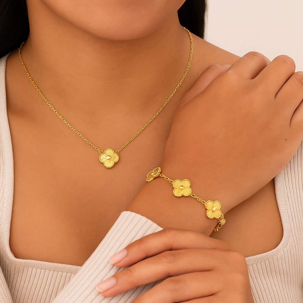 Lumarish™ Clover Necklace