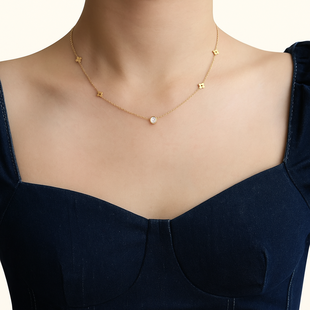 Lumarish™ Gold Clover Necklace