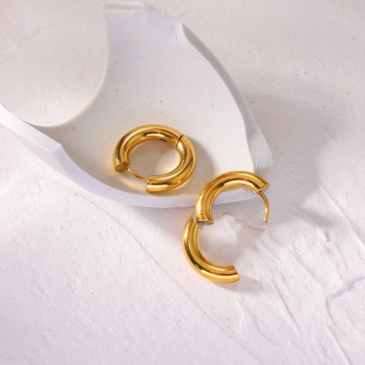 Lumarish™ Classic Gold Hoops